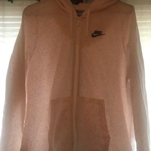 Women’s Nike sweatshirt
